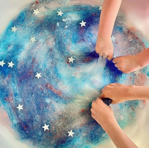 Galaxy Slime Play