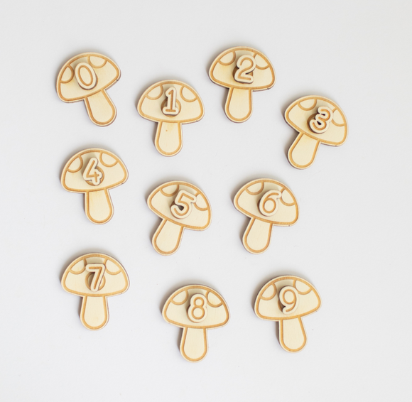 Telfiguren paddenstoelen met cijfers 0-9